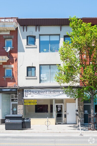 More Photos Of 802 Bloor St W, Toronto Storefront Retail Residential For Sale