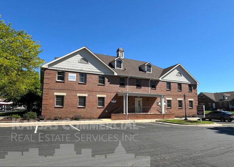 Primary Photo Of 1125 SW Gage Blvd, Topeka Medical For Lease