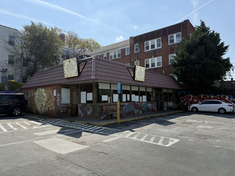 Primary Photo Of 377 Moreland Ave, Atlanta Fast Food For Sale