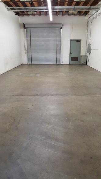 More Photos Of 1921 N Gaffey St, San Pedro Warehouse For Lease