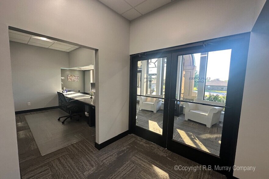 More Photos Of 820 N Cedarbrook Ave, Springfield Industrial For Sale