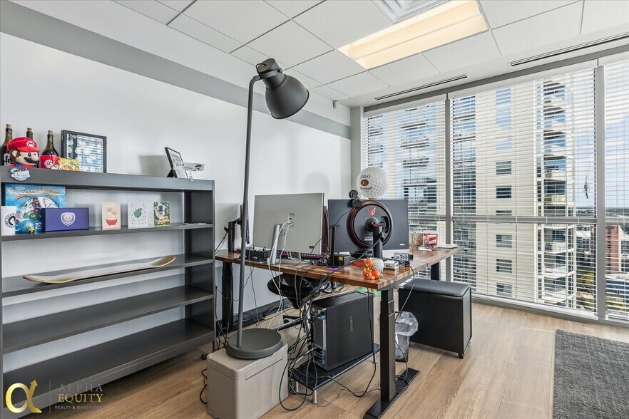 More Photos Of 189 S Orange Ave, Orlando Office Residential For Sale