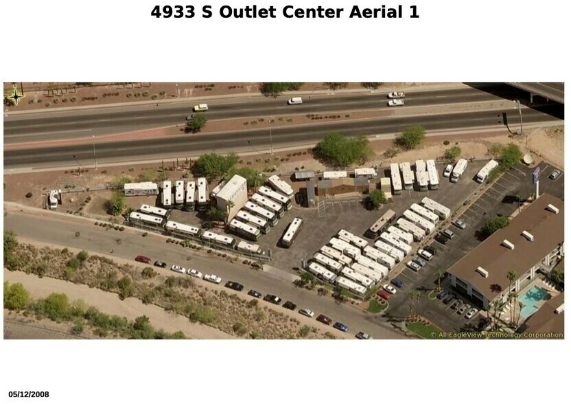 More Photos Of 4933 S Outlet Center Dr, Tucson Specialty For Lease