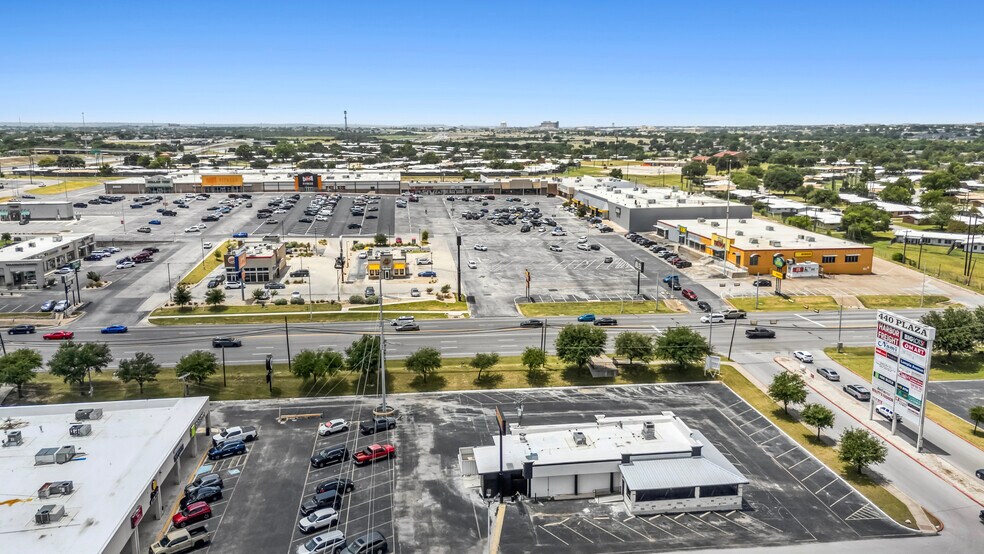 More Photos Of 801 S Fort Hood St, Killeen Freestanding For Sale
