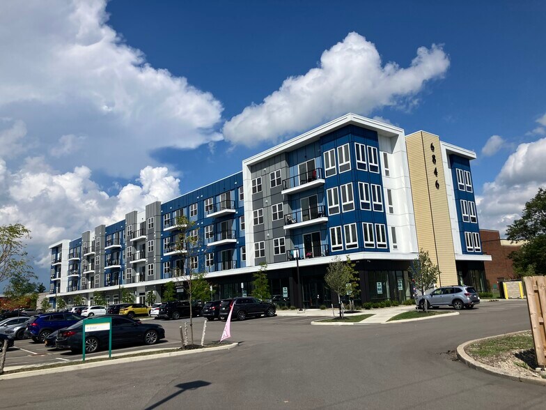 Primary Photo Of 6842 Main St, Williamsville Apartments For Lease