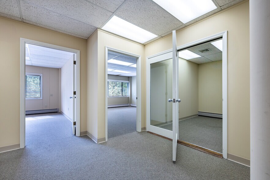 More Photos Of 9 Old Sugar Hollow Rd, Danbury Office For Sale
