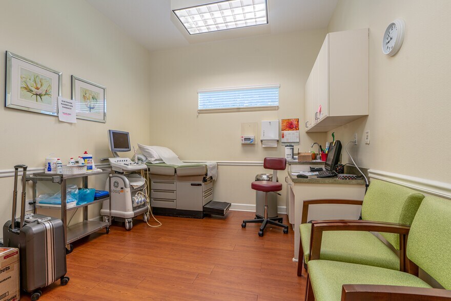 More Photos Of 1630 SE 18th St, Ocala Medical For Lease