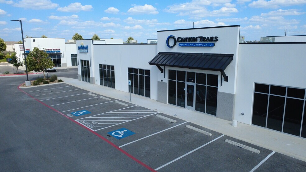 More Photos Of Old FM Hwy 471 & Sawmill Grade, San Antonio Unknown For Lease