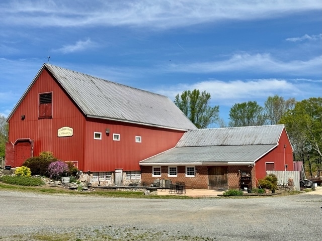 More Photos Of 3485 Chaneyville Rd, Owings Winery Vineyard For Sale