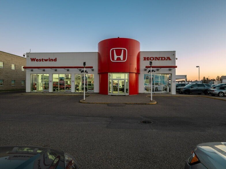 Primary Photo Of 3405 2 Av S, Lethbridge Auto Dealership For Lease