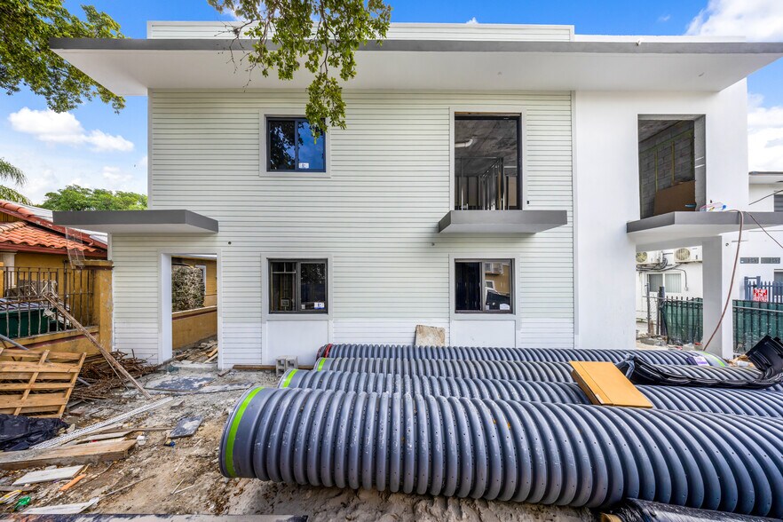 More Photos Of 1254 SW 2nd St, Miami Apartments For Sale