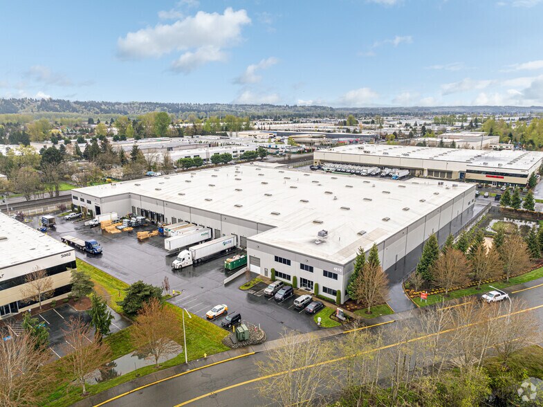 More Photos Of 4810 D St NW, Auburn Distribution For Lease