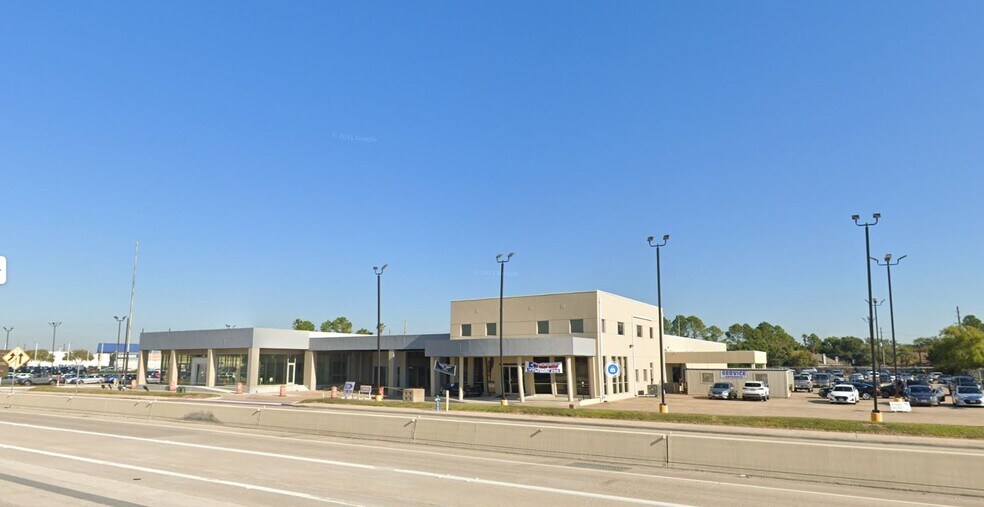 More Photos Of 19300 Northwest Fwy, Houston Auto Dealership For Sale
