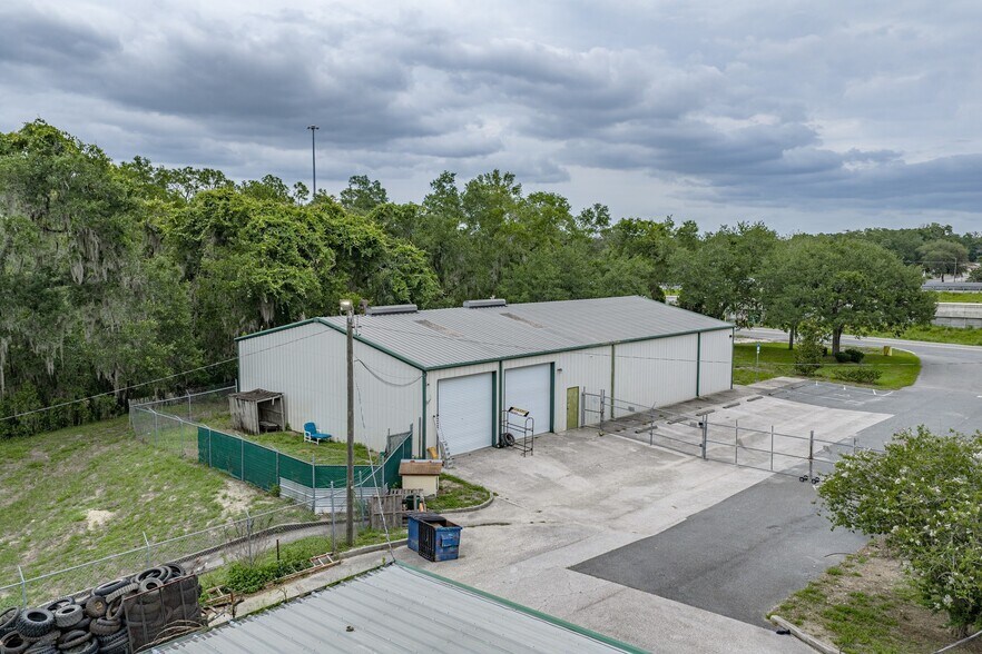 More Photos Of 6385 La Rose Rd, Brooksville Distribution For Sale