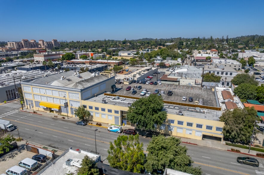 More Photos Of 403 S Raymond Ave, Pasadena Self Storage For Sale