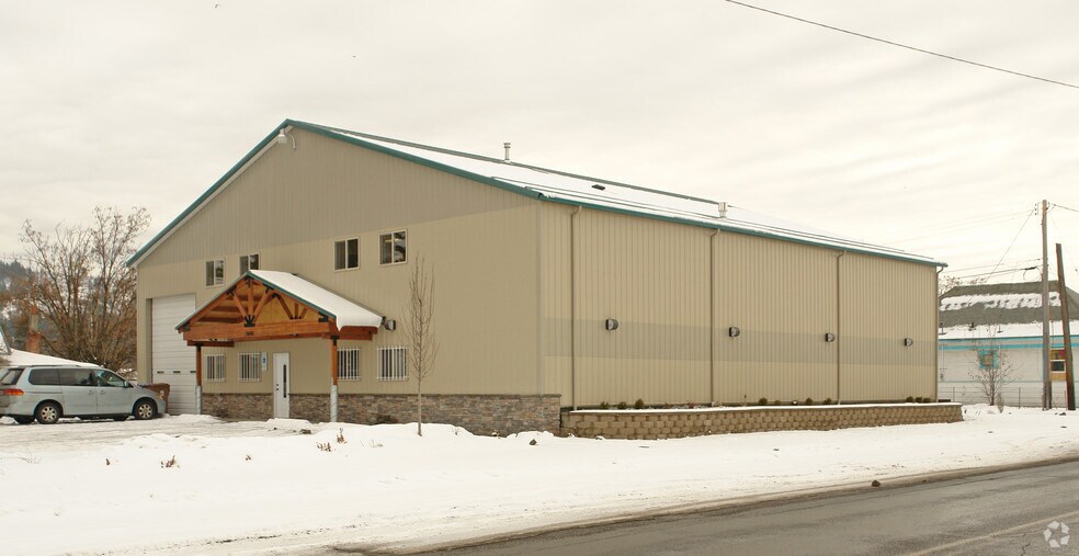 More Photos Of 3606 E Wellesley Ave, Spokane Service For Lease