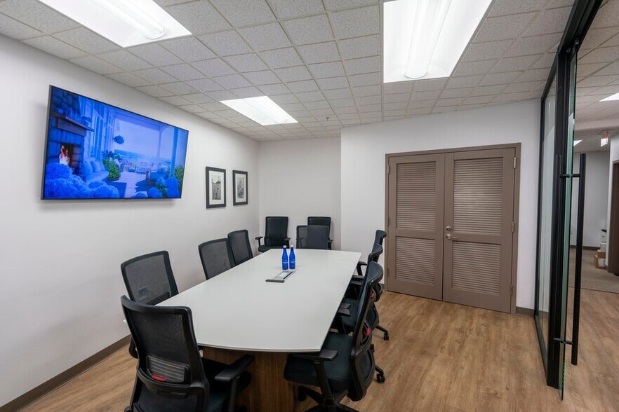 More Photos Of 262-268 Broadway, Saratoga Springs Office Residential For Sale