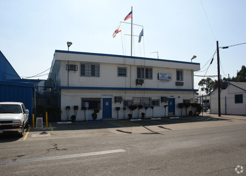More Photos Of 1625 Rigel St, San Diego Warehouse For Lease