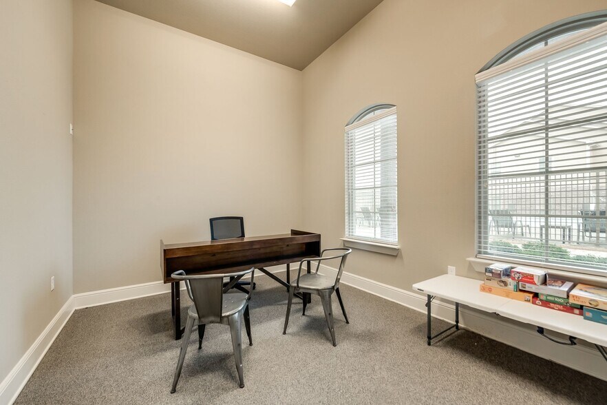 More Photos Of 2410 W Jack Finney Blvd, Greenville Apartments For Sale