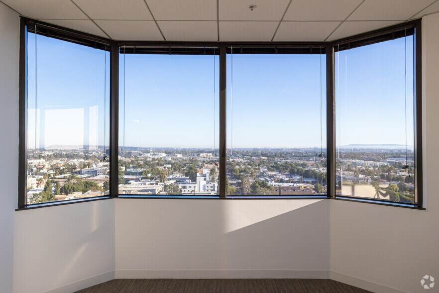 More Photos Of 12424 Wilshire Blvd, Los Angeles Office For Lease