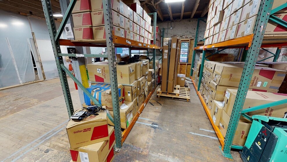 More Photos Of 3501 37th St, Mount Rainier Contractor Storage Yard For Lease