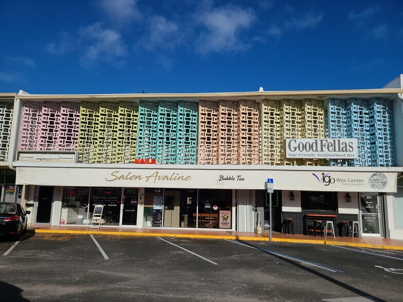 Primary Photo Of 2406 E Oakland Park Blvd, Fort Lauderdale Storefront Retail Office For Lease