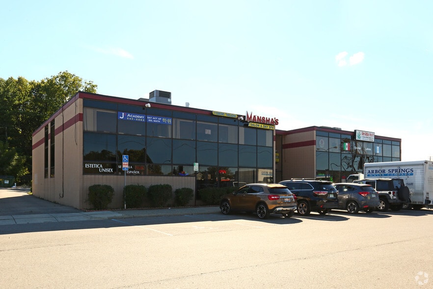 More Photos Of 3060 Packard Rd, Ann Arbor Medical For Lease