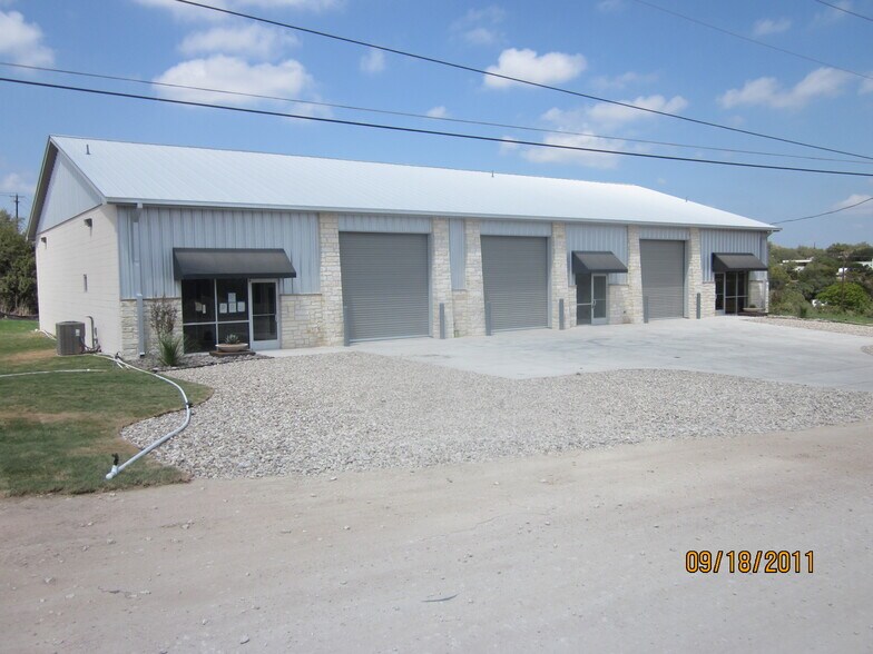 Primary Photo Of 3100 Scott Dr, Austin Light Distribution For Lease