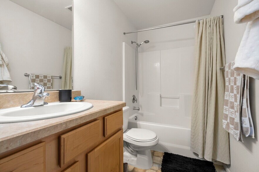 More Photos Of , Prineville Multifamily For Sale