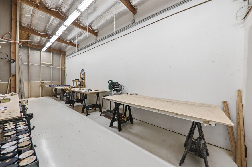 More Photos Of 100 N Hill Dr, Brisbane Light Manufacturing For Sale