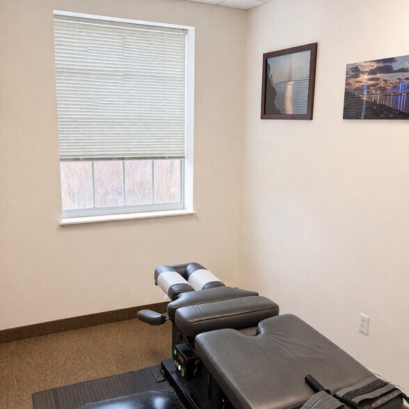 More Photos Of 1101 Twin "C" Ln, Newark Medical For Sale