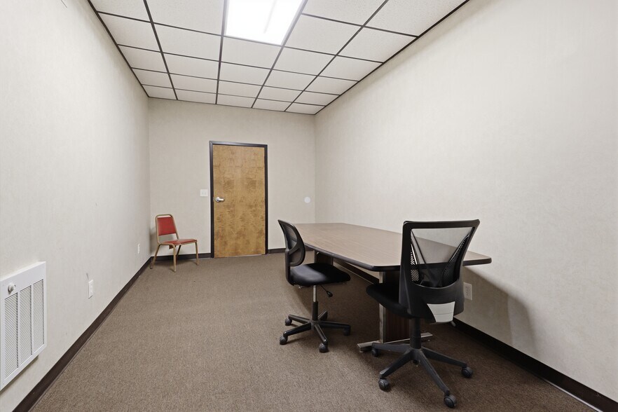 More Photos Of 6614 Lincoln Ave, Lockport Restaurant For Sale