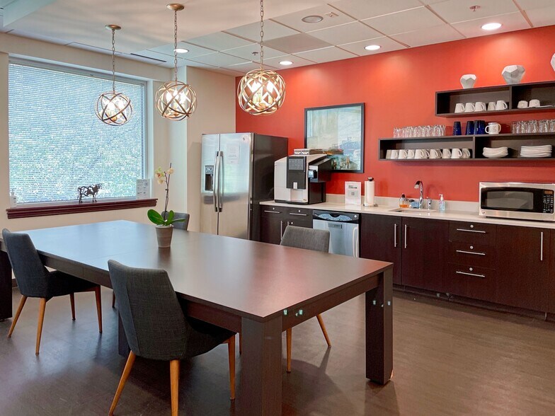 More Photos Of 225 Wilmington West Chester Pike, Chadds Ford Coworking Space