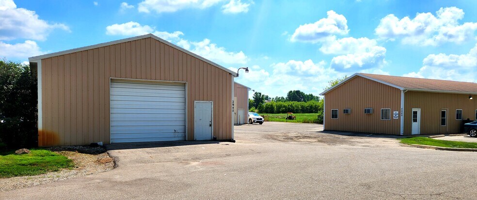 Primary Photo Of 2947 Jolly Rd, Okemos Warehouse For Lease