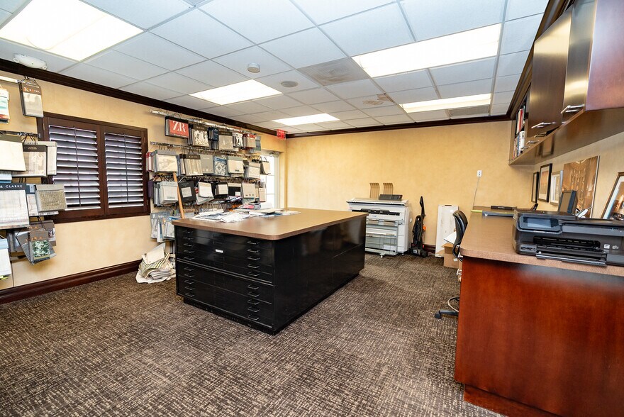 More Photos Of 100 NW 100th Ave, Plantation Medical For Sale