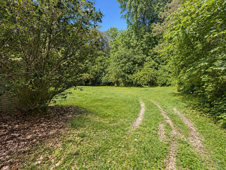 More Photos Of 3698 Kings Hwy, Douglasville Office For Sale