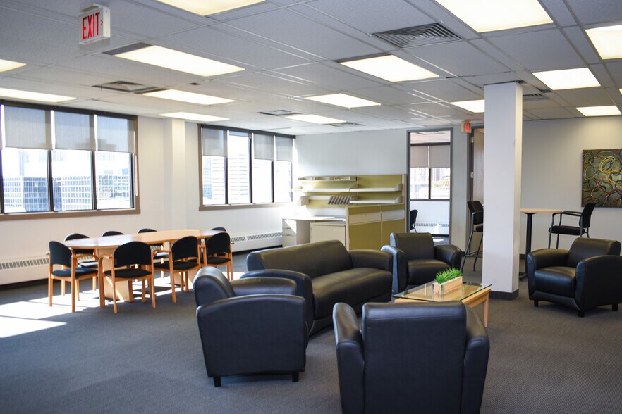 More Photos Of 602 12th Ave SW, Calgary Office For Sale