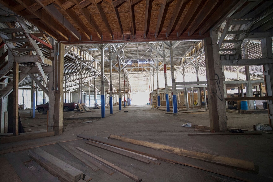 More Photos Of 221 S Walnut Ave, Sidney Warehouse For Sale