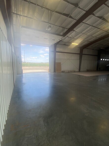 More Photos Of 7007 Cowboy Way, Billings Warehouse For Lease