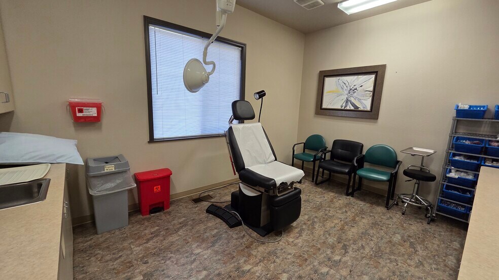 More Photos Of 3456 E 17th St, Ammon Medical For Lease
