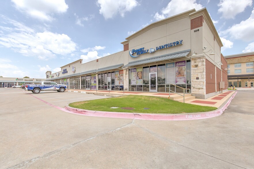More Photos Of 104 E US Hwy 80, Forney Unknown For Lease