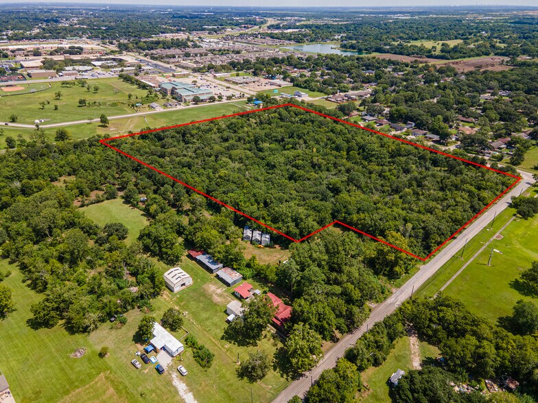 More Photos Of 00 County Road 424, Alvin Land For Sale