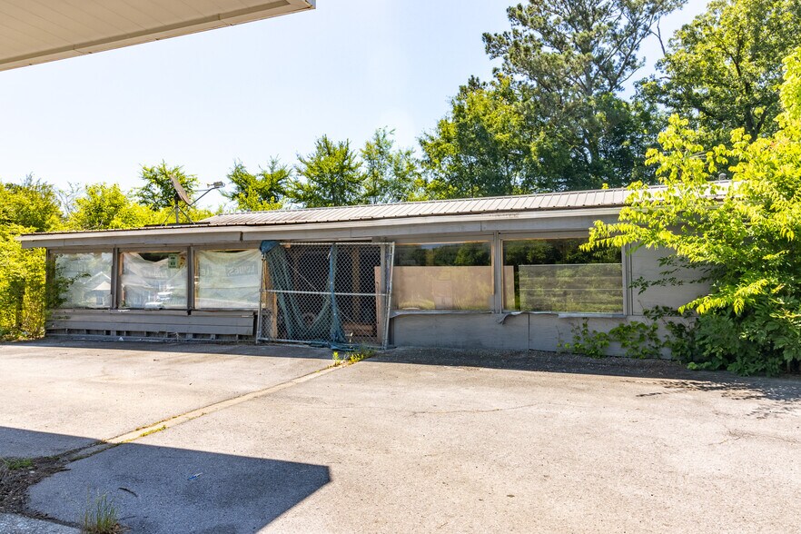 More Photos Of 1640 Beaverdale Rd NE, Dalton General Retail For Sale