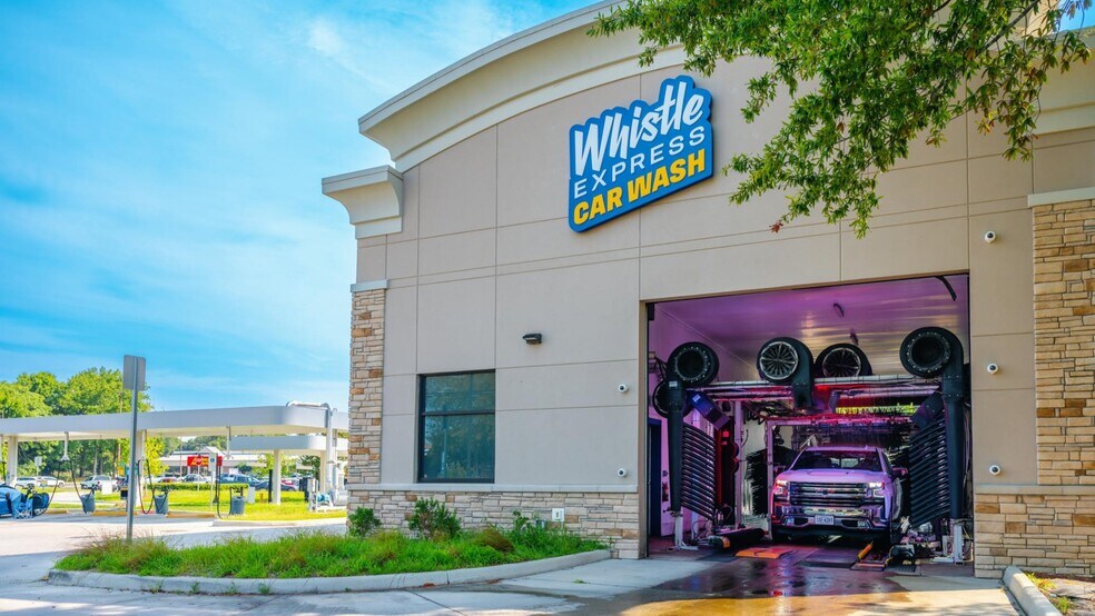 Primary Photo Of 6524 George Washington Mem Hwy, Yorktown Carwash For Sale