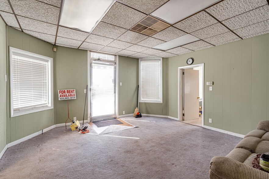 More Photos Of , Chattanooga Unknown For Sale