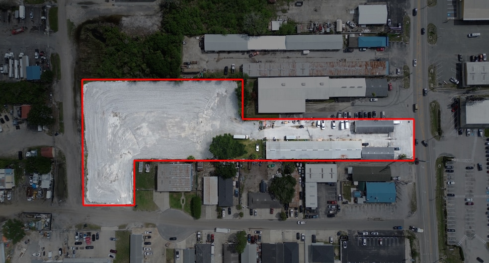 More Photos Of 1602 Combee Rd, Lakeland Warehouse For Lease