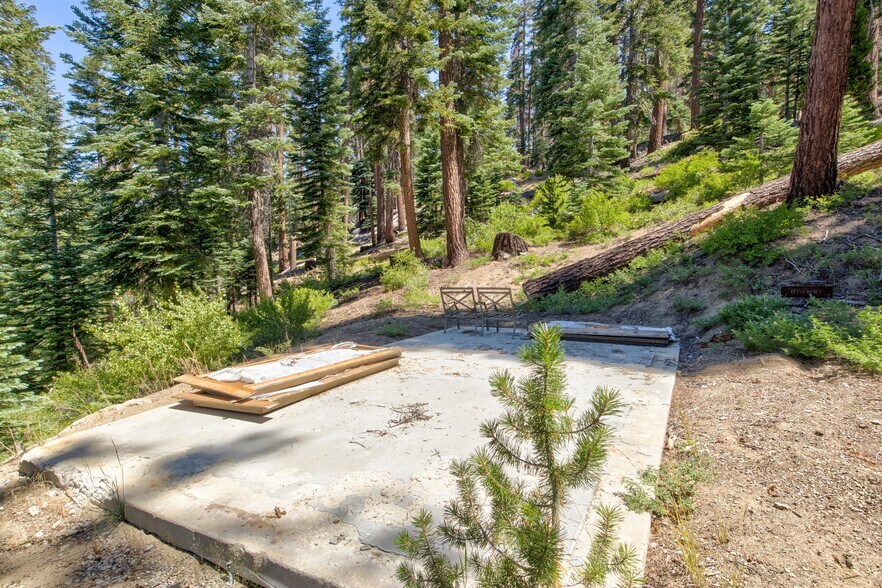 More Photos Of 65745 Big Meadows Road, Kings Canyon National Pk Land For Sale