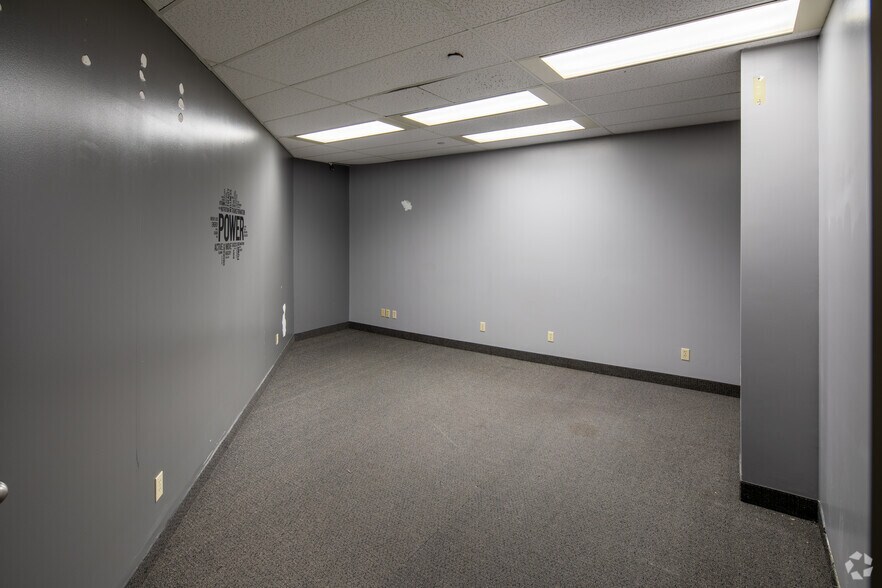 More Photos Of 111 Grangeway Ave, Toronto Office For Lease