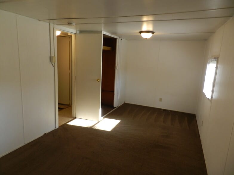 More Photos Of 17663 Vierra Canyon Rd, Salinas Manufactured Housing Mobile Home Park For Sale