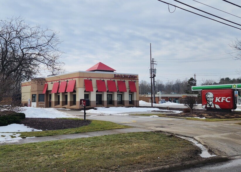 More Photos Of 5525 Royalton Rd, North Royalton Fast Food For Lease